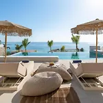 Villa Lido White