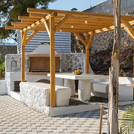 Lido White * Pefki (Rhodes)