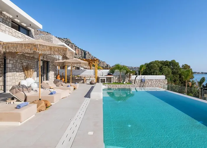 Lido White Villa *