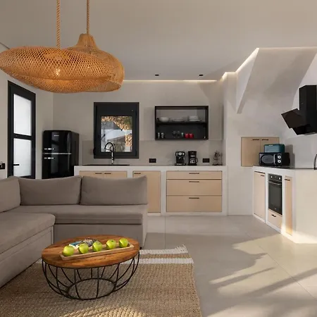 Villa Lido White