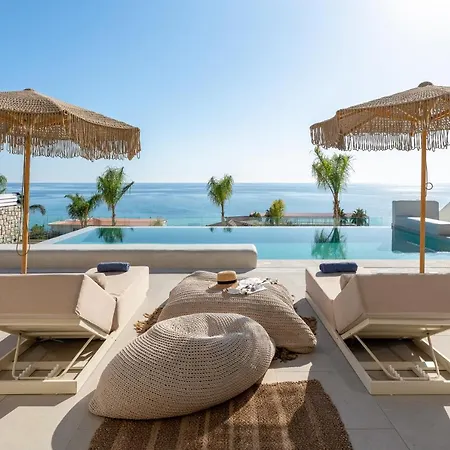 Villa Lido White