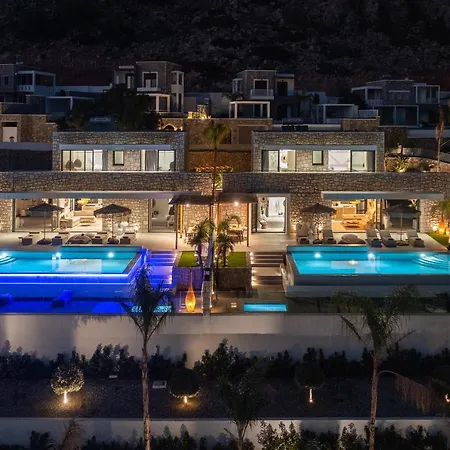 Lido White Villa *