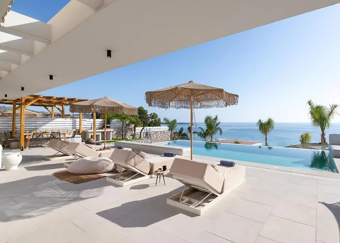 Lido White Villa *
